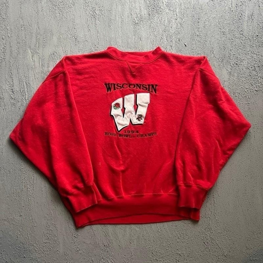 Vintage Wisconsin Badgers Football Sweatshirt Men's XL Red 1990s Rose Bowl